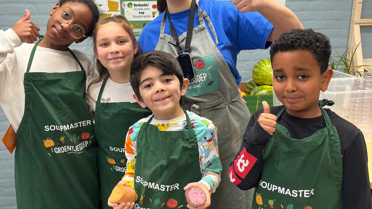 Soupmasters van SBO Jan Niewenhuizen met onze stagiaire Eveline